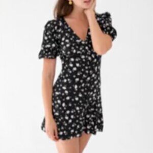 NWT Elodie Black Floral Button-Down Mini Dress - M